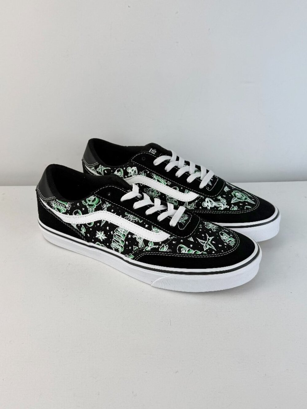 Men's 9.5 - Vans Old Skool Tattoo Flash Black/Green Suede/Canvas Sneaker -721356